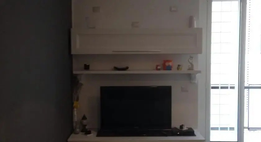 Home Sweet R-home