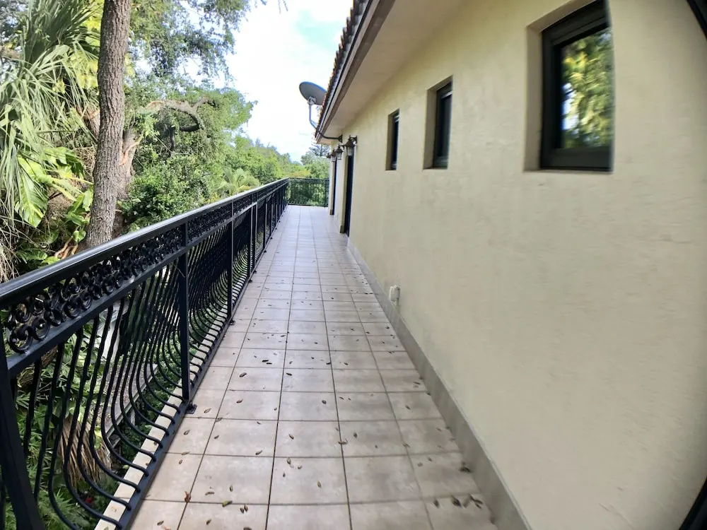 Huge House in Fort Lauderdale - 819