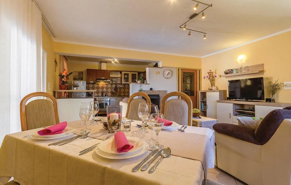Stunning Home in Vodnjan With Wifi and 3 Bedrooms