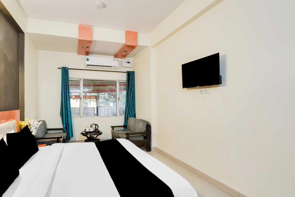 Collection O Maithli Marg Sector 55 Noida