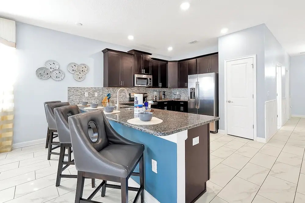 1571 Observer Lane, Davenport-8bed