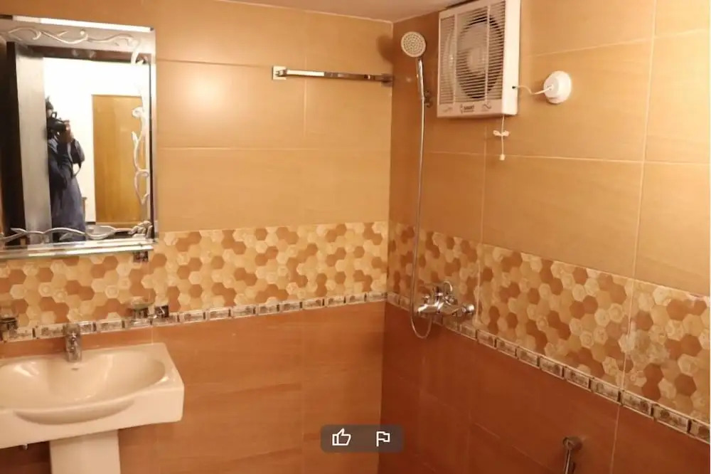 Gold Star Hotel