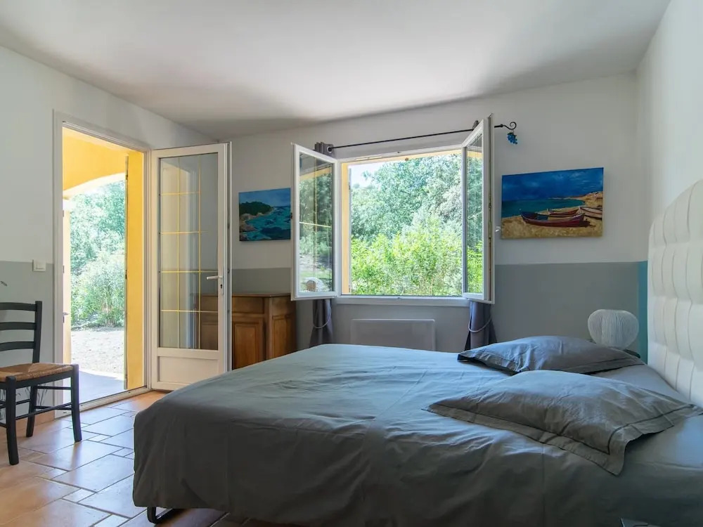 Secluded Villa in Lorgues With Private Pool