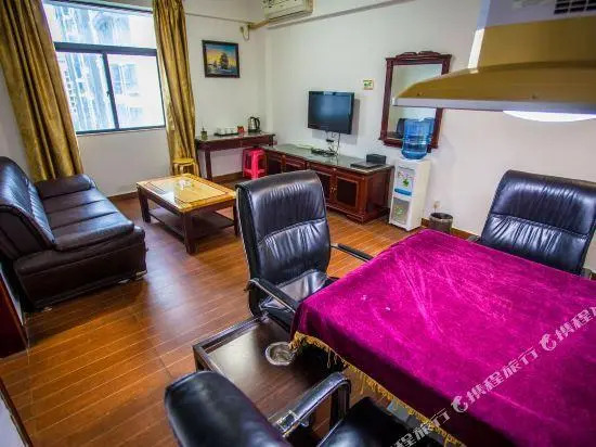 Yinhe Business Hotel