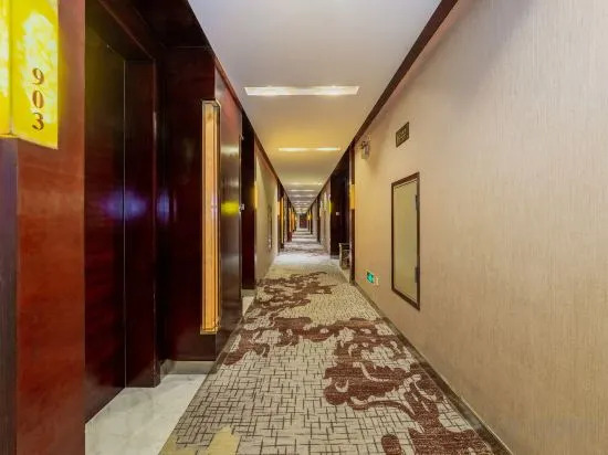 Yingbai Hotel (Foshan Creative Industrial Park Jihua 4th Road)