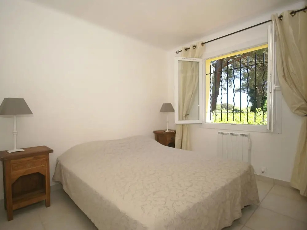 Holiday Villa at the Famous Beach of Saint-tropez!