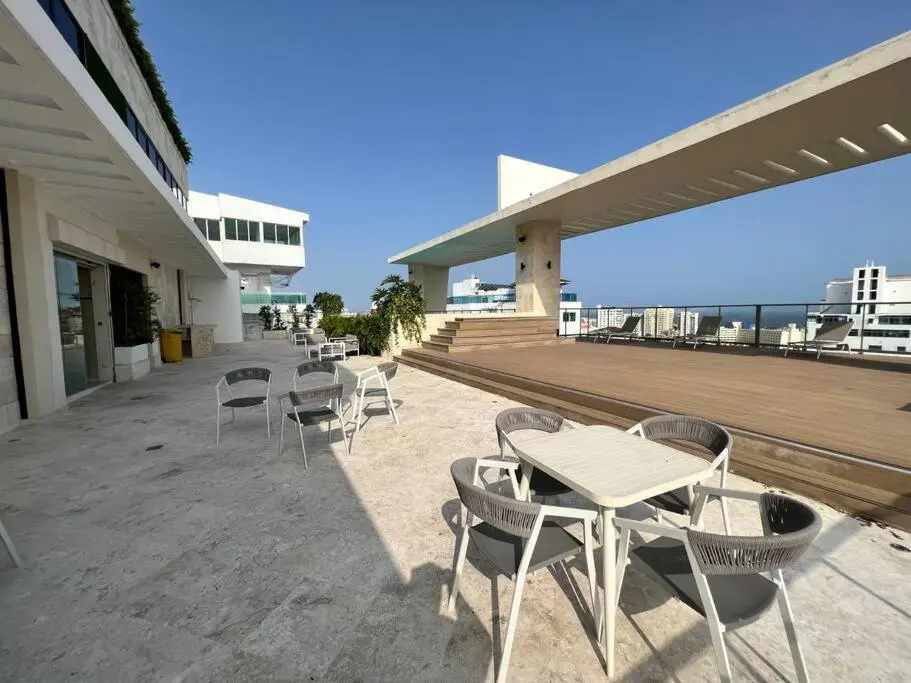 Apartamento Lujo + Piscina infinita + GYM + Sauna