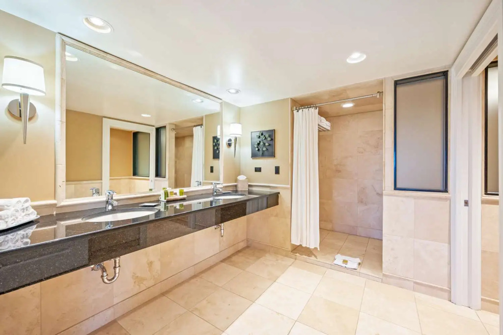 Hilton Suites Chicago/Oakbrook Terrace