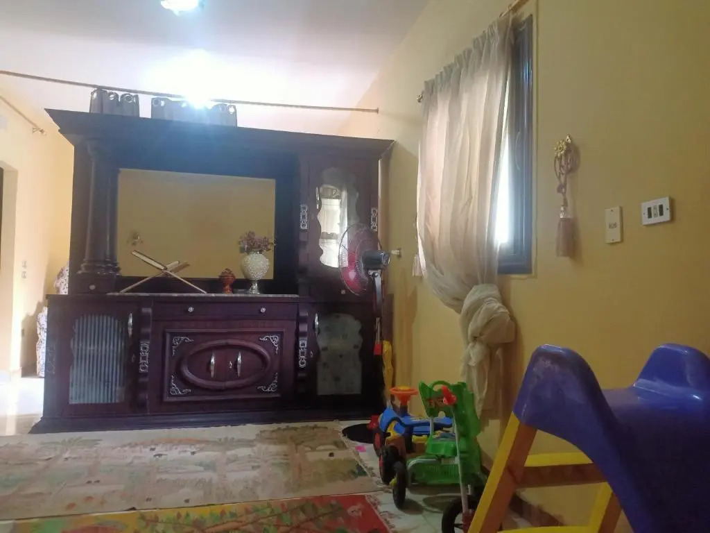 Shaer House