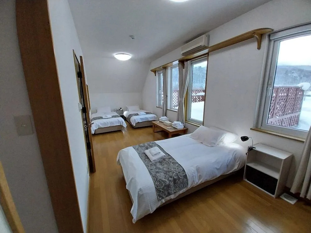 Miyuki Townhouse