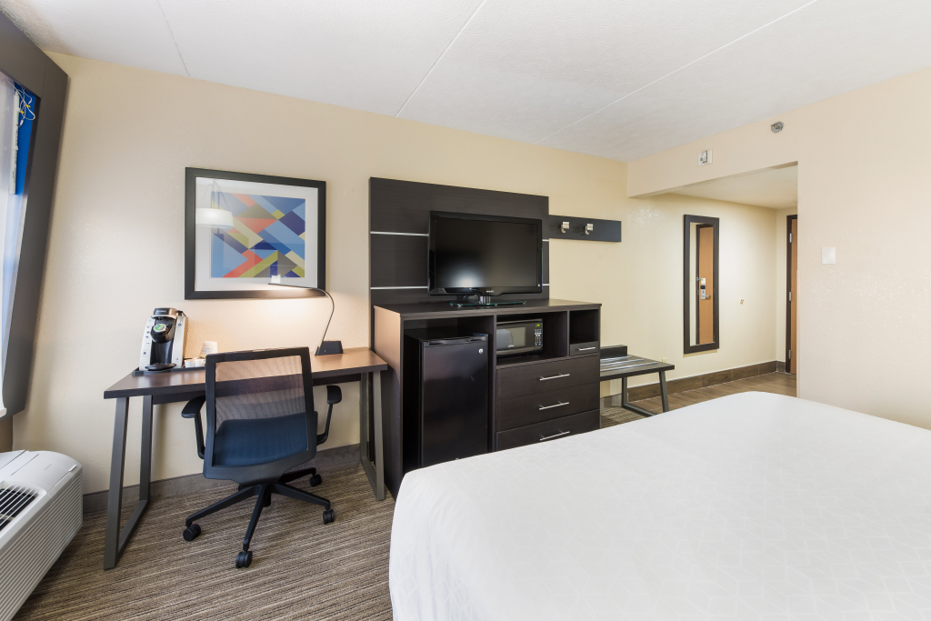 Holiday Inn Express London-I-70 by IHG
