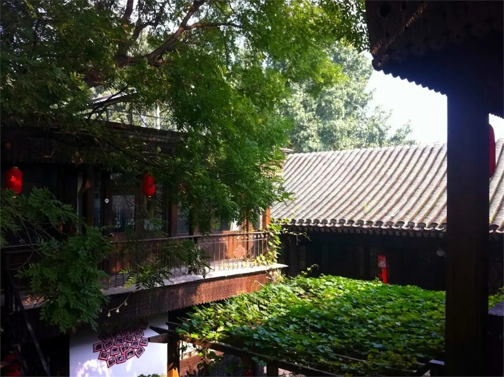 Hill Lily Courtyard
