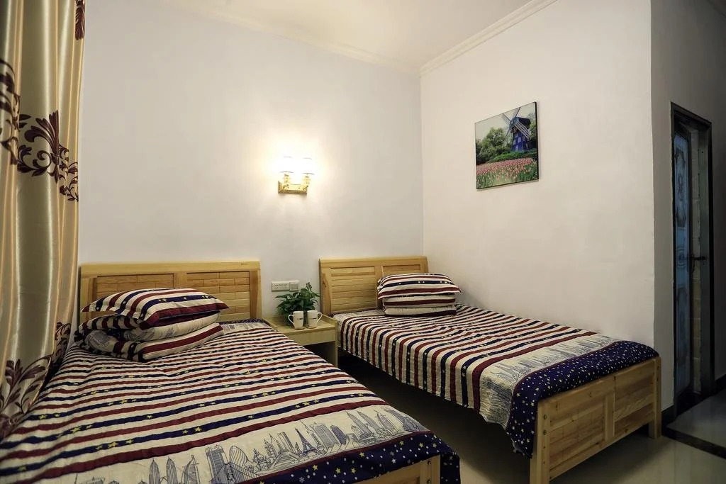 Dunhuang Momosha Youth Hostel 2nd Branch