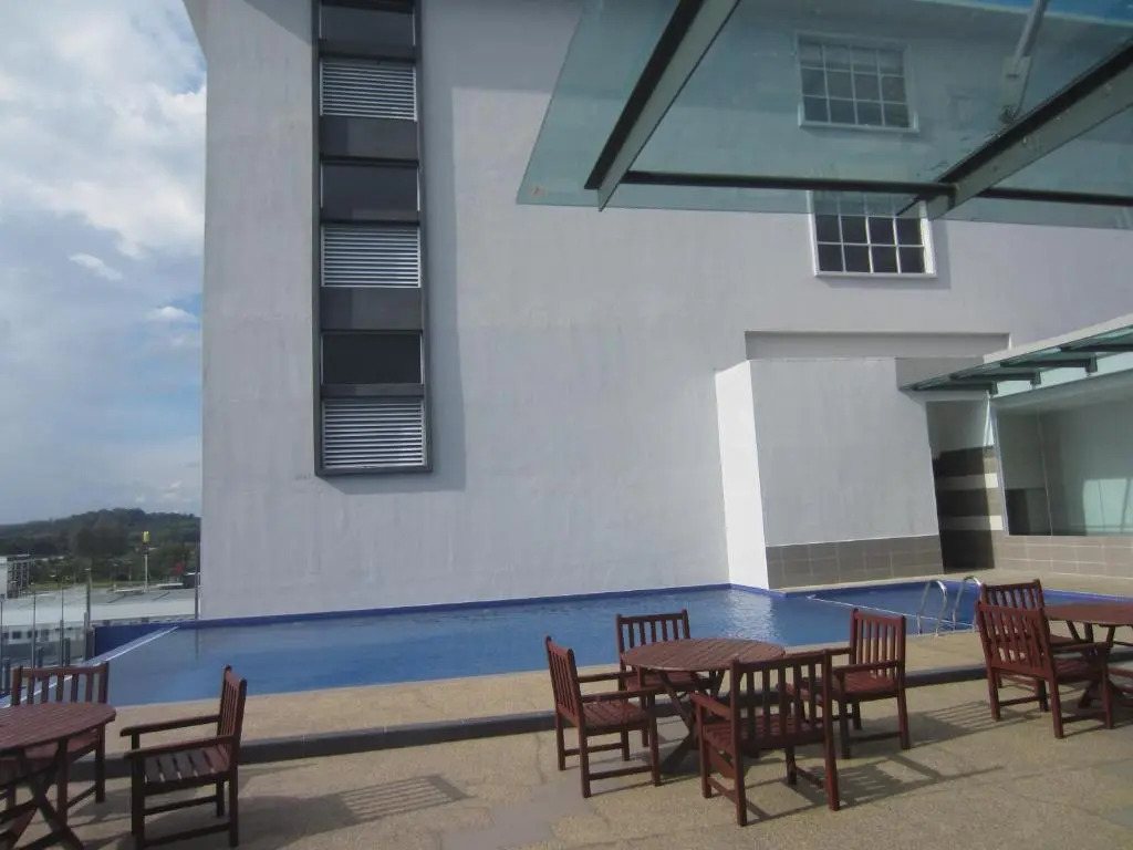 D Hotel