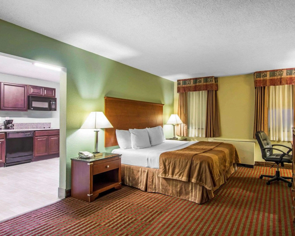 MainStay Suites Williamsburg Historic Area
