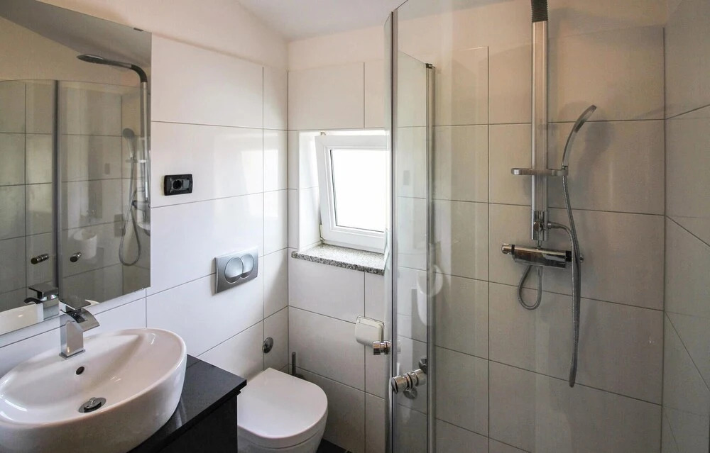 Nice Apartment in Pula With 2 Bedrooms and Wifi