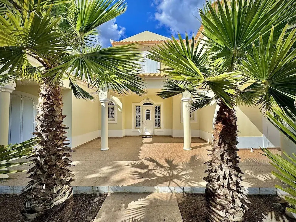Quarteira Premium Villa by Homing
