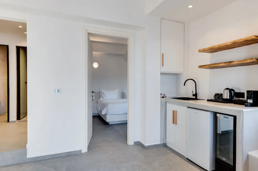 Elements Cozy Suites Pyrgos