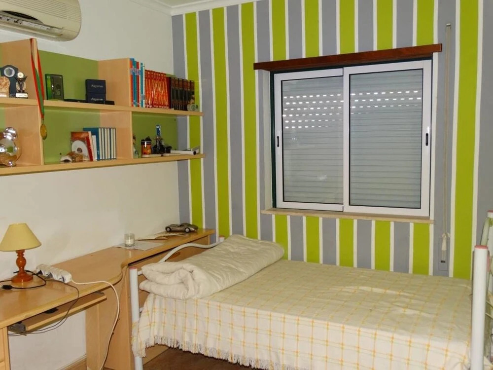 House With 3 Bedrooms in Parchal, With Wonderful sea View, Enclosed Ga