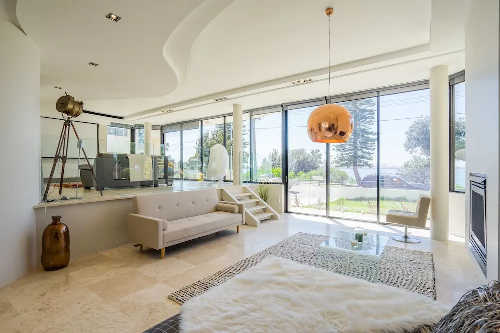 Luxurious Resort Living House