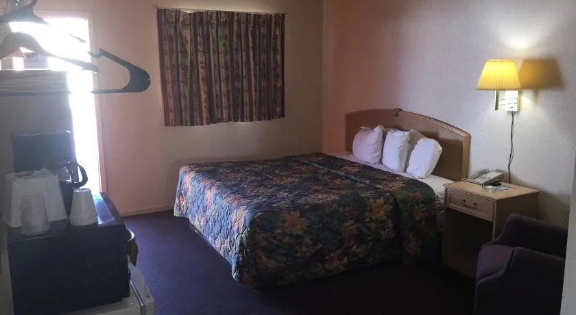 Avalon Motel