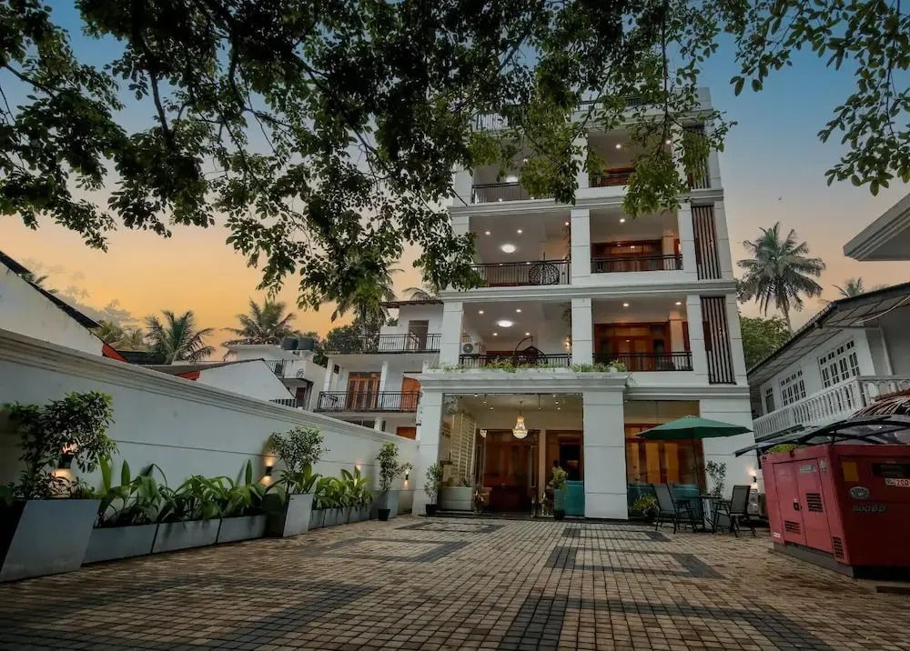 Vishwa Retreat Hotel