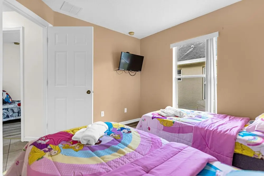 Disney Area 4BR Home with Heated Private Pool