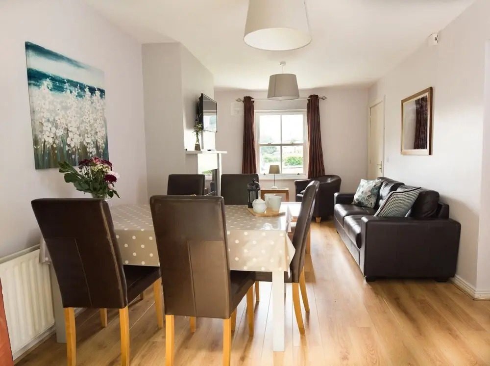Castle Gardens 3 bed 4035