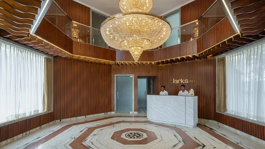 Clarks Inn Bichpuri, Agra