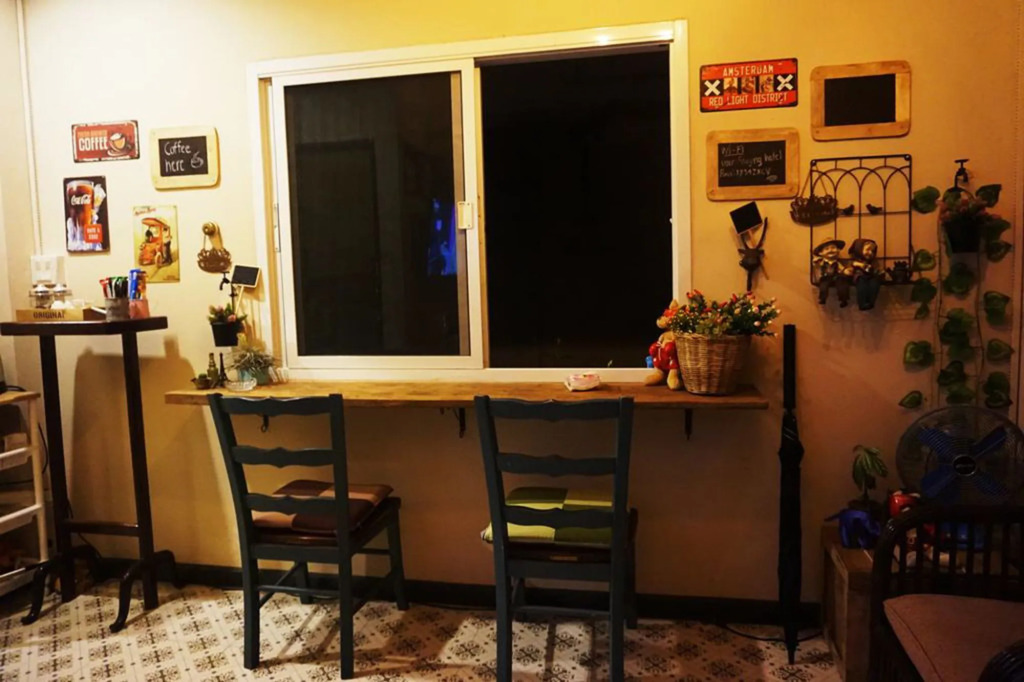 Staying Hostel
