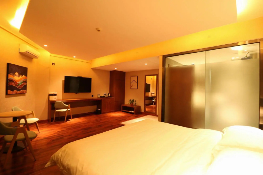 Geya Qingju Hotel (Hohhot Inner Mongolia People's Hospital)