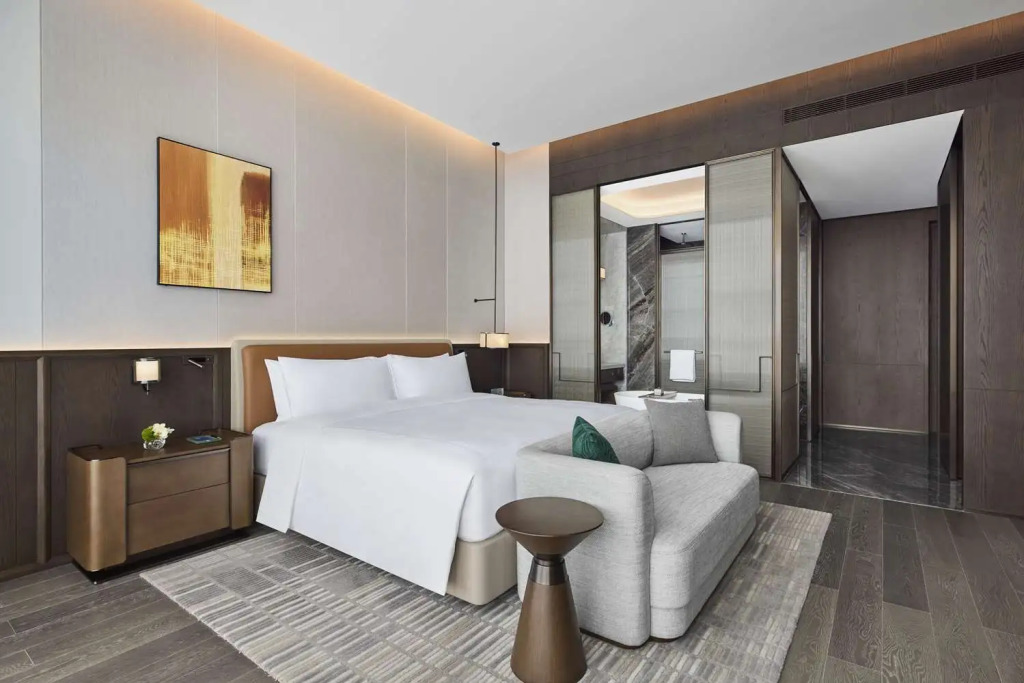 Conrad Chongqing