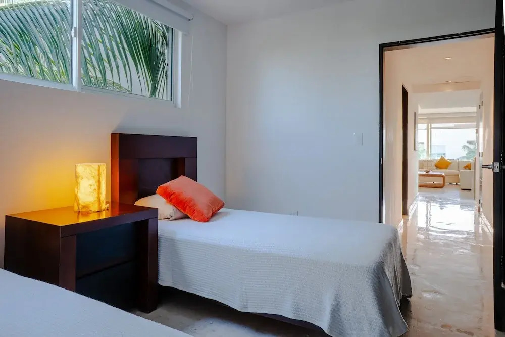 Elements Penthouse 14 3 Bedroom Condo by RedAwning