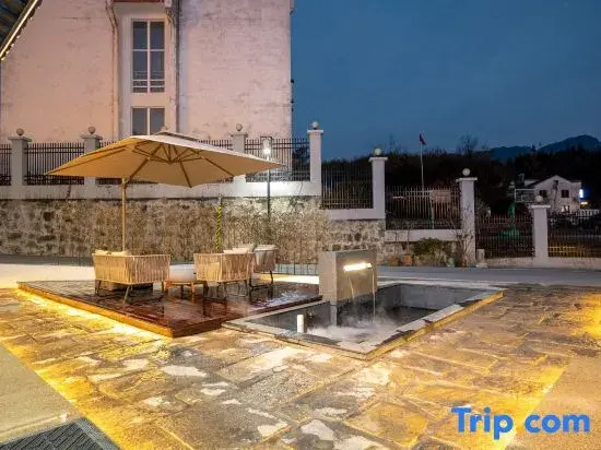 Jiuhuashan Taoyuan Huayin Homestay (On the Jiuhua Mountain)