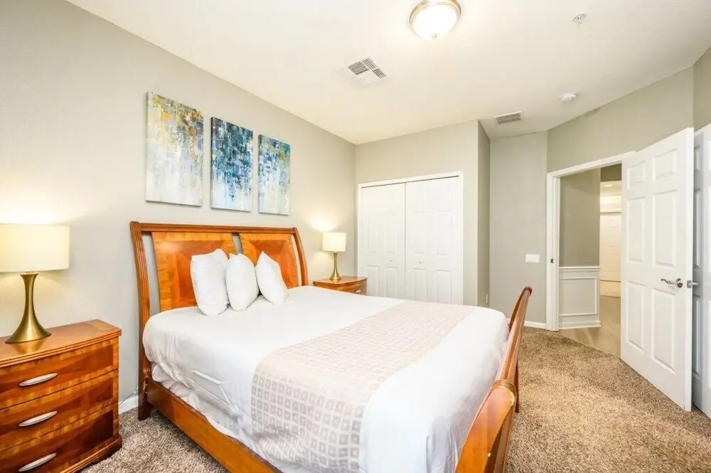 New and Gorgeous Townhome, Vista Cay - 4008