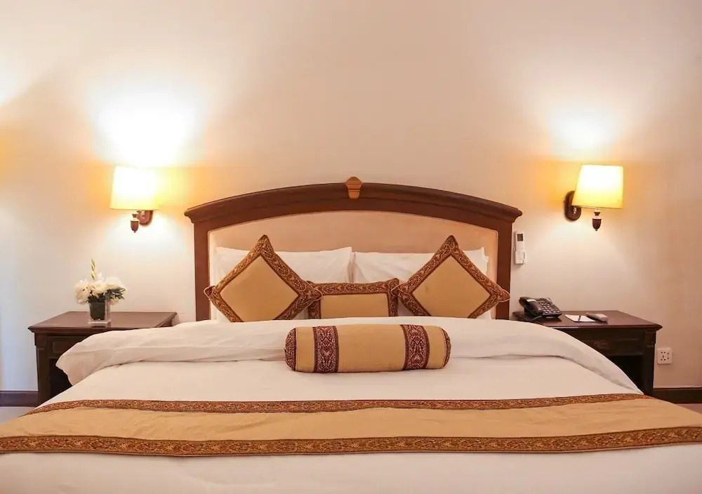 Magnum Inn Hotel
