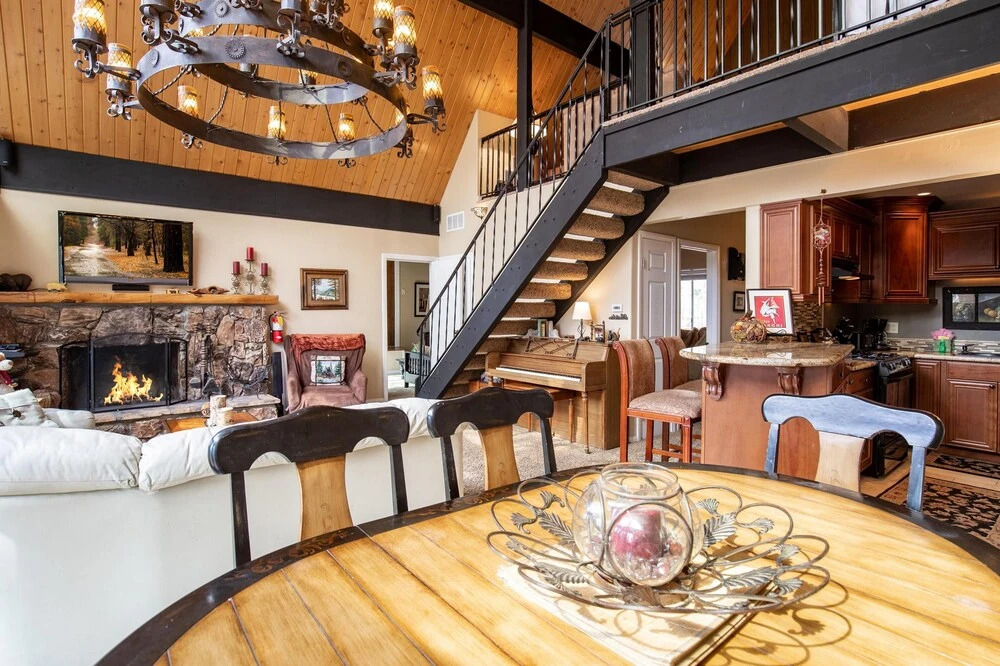 Living the Dream-1807 by Big Bear Vacations
