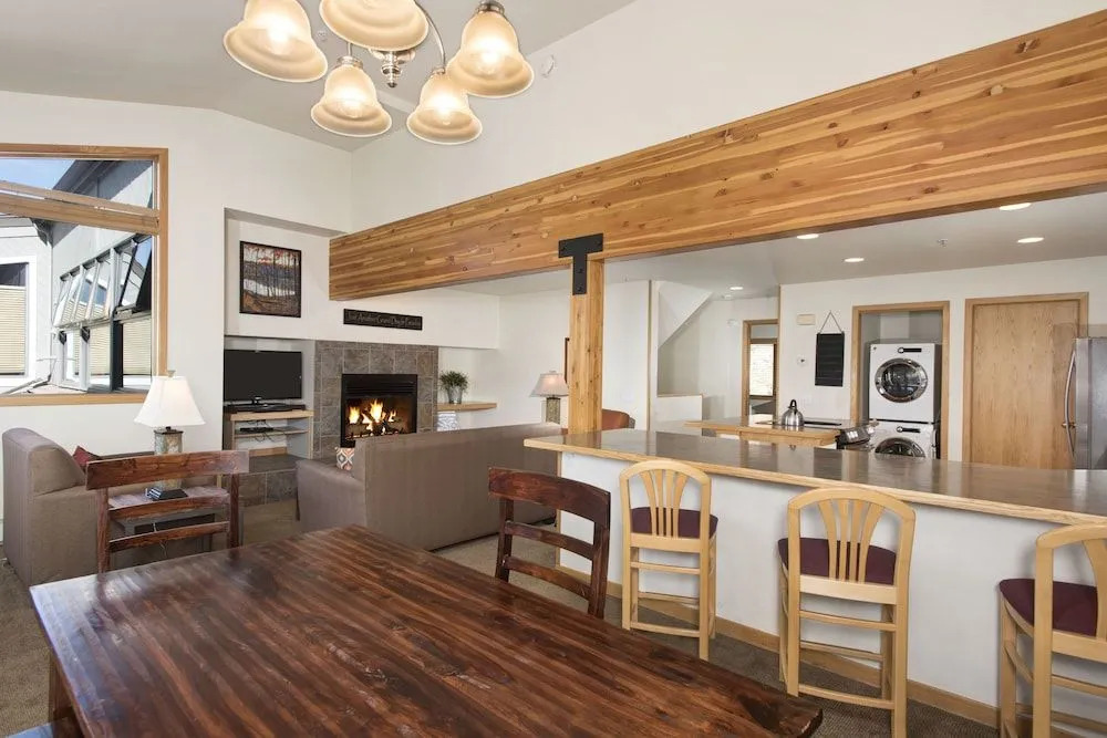 Gold Point Resort Breckenridge by Vacatia