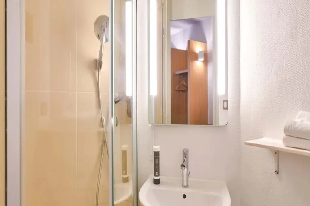 B&B HOTEL Goussainville CDG