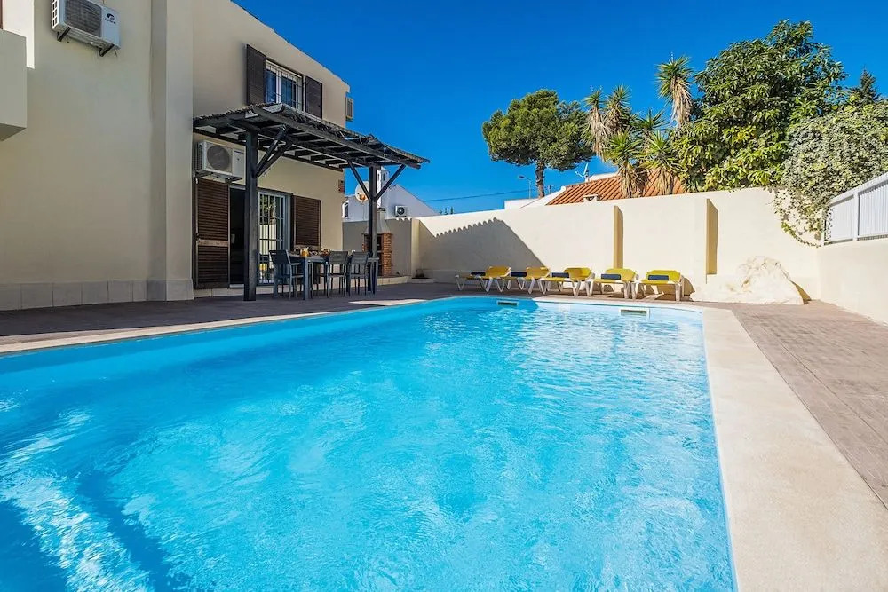 Villa Las Palmas - Moradia com piscina aquecível e BBQ - Albufeira