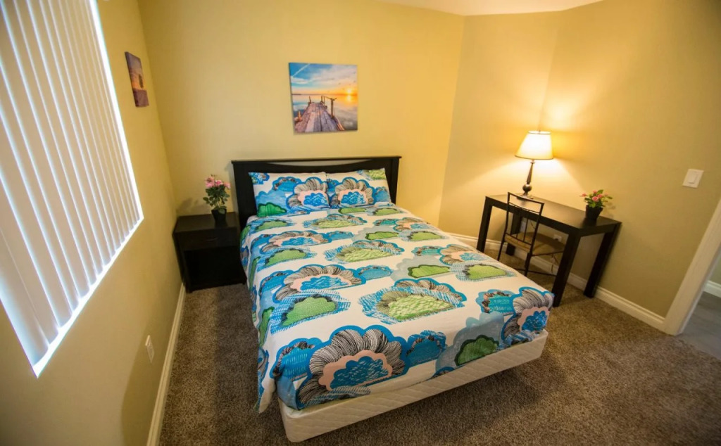 Los Angeles Vacation Rooms