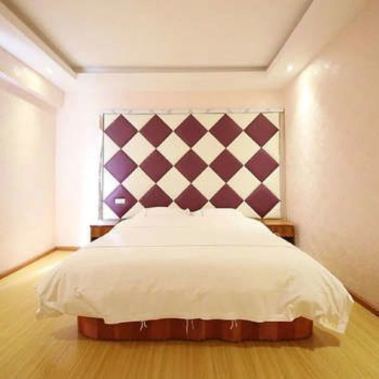 Service Building Hotel (Guiyang Railway Station MixC Mall Branch)