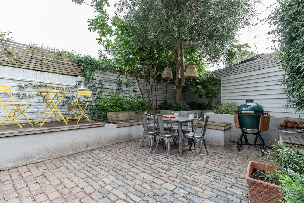 Masbro Road II by Onefinestay
