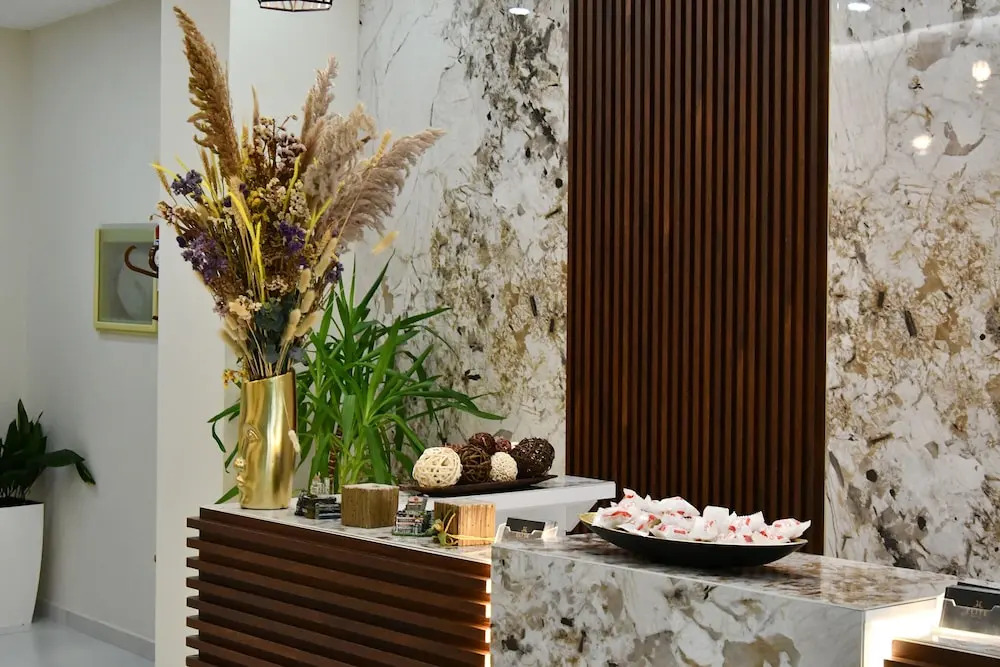Elite Hotel