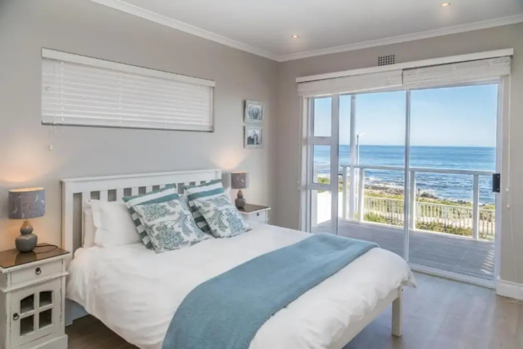Gansbaai Seafront Holiday House: Ons C-huis