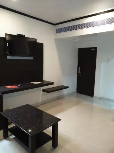 saravanaa residency