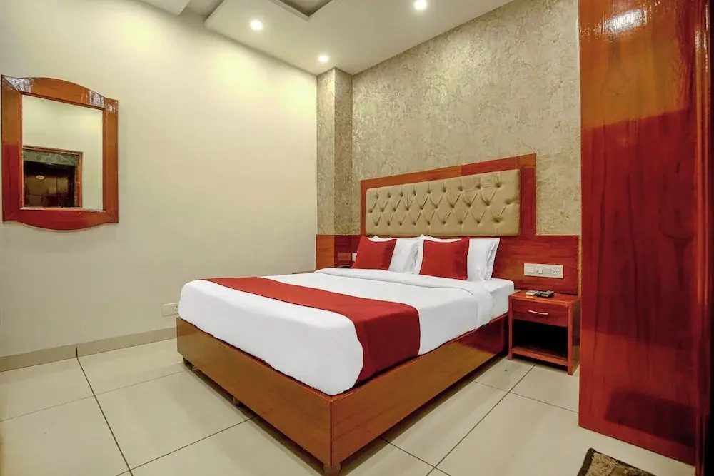 Hotel RK Residency Opposite ISBT Sector 43 Chandigarh