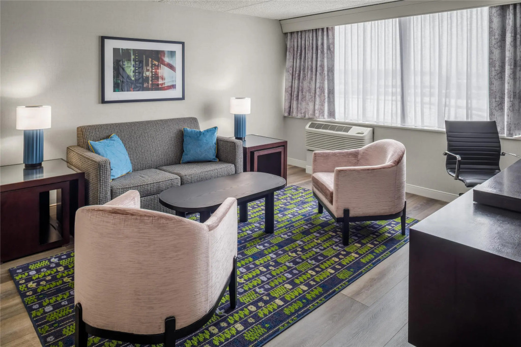 DoubleTree by Hilton Rochester
