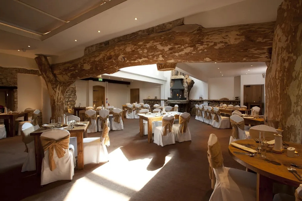 Oxwich Bay Hotel