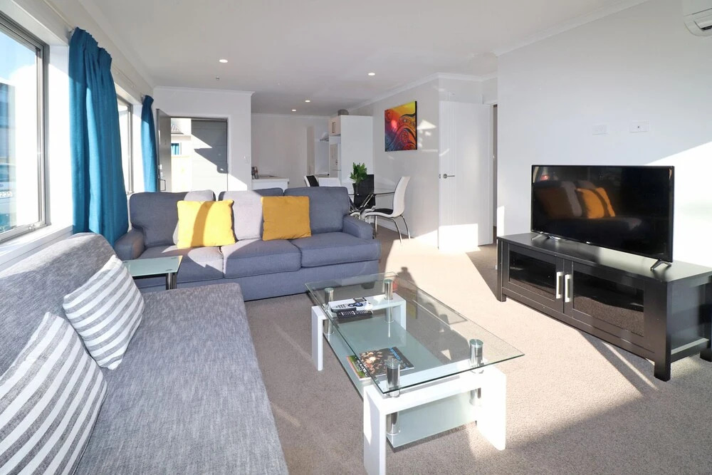2 Brm Apartment 3 on Jones Crescent